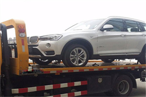 广东拖车24小时服务电话